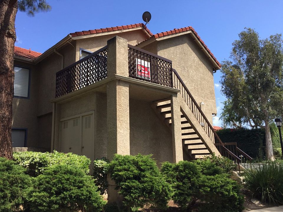 1st image of 2304 Archwood Ln Unit 100