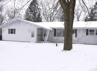 3702 N 35th St, Sheboygan, WI 53083