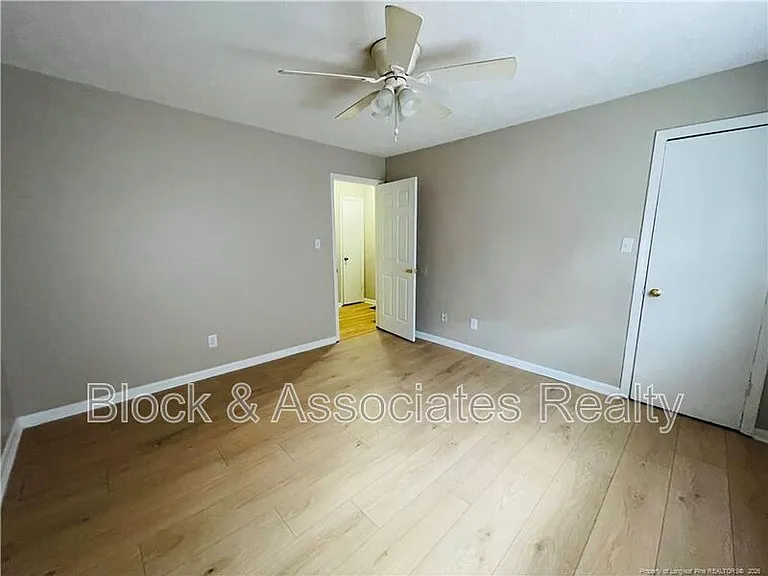 4959 Galveston Dr #C — Photo 12