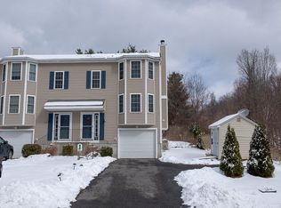 102 Upland St, Worcester, MA 01607
