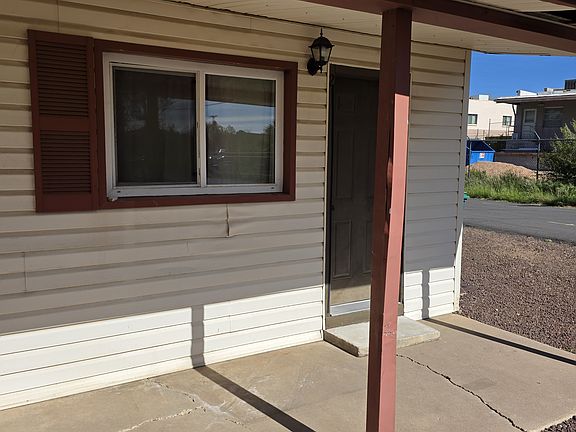5th image of 521 N 10th Pl #2