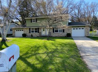 1400 Katers Dr #1400, Green Bay, WI 54304
