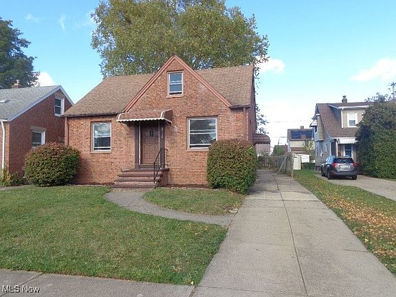 5th image of 3710 Wood Ave