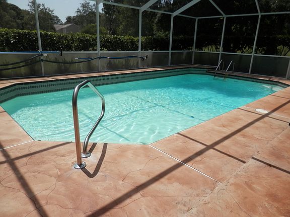 Screened Pool