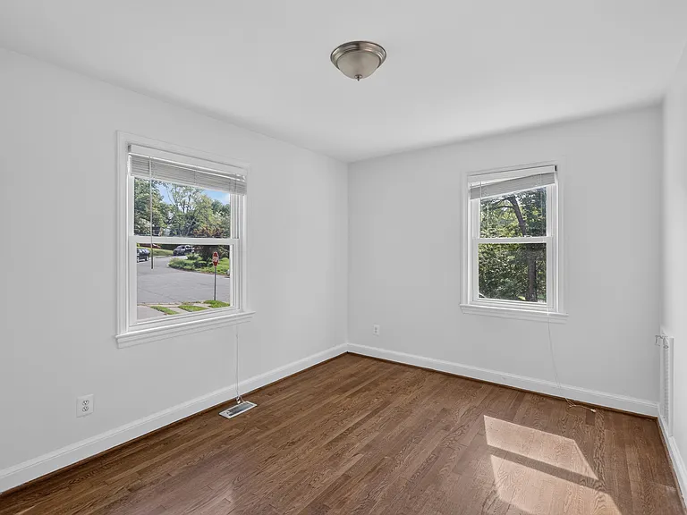 6009 Inwood St — Photo 8
