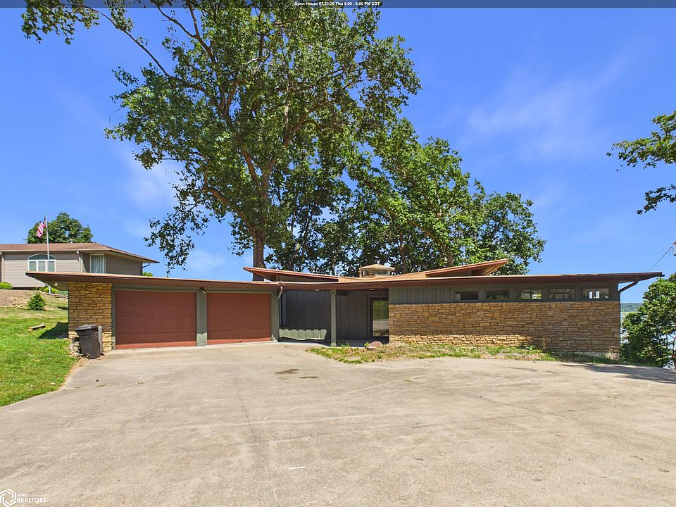 1st image of 2736 Old Vineyard Rd