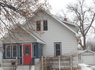 932 5th Ave SE, Rochester, MN 55904