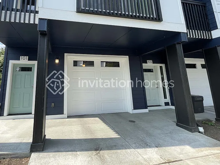 6505 47th Ave NE #101 — Photo 1