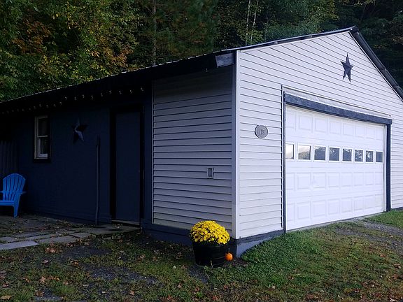 Garage out front