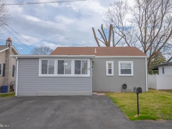 3 Fern Pl, Middle River, MD 21220