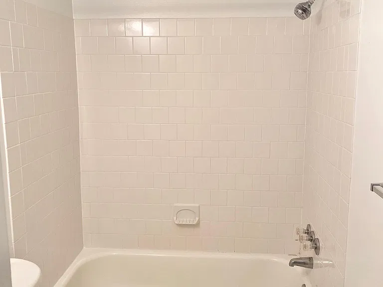 4517 Macarthur Blvd NW #A — Photo 13