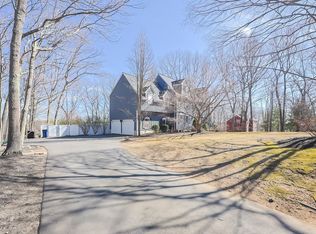 20 Cedar Farms Rd, Medway, MA 02053