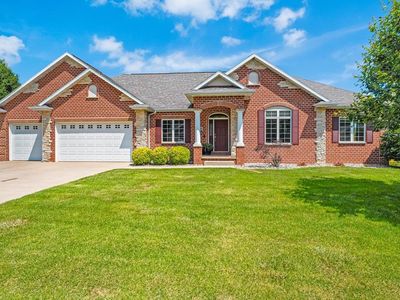 2134 Luxury Dr, Green Bay, WI, 54313