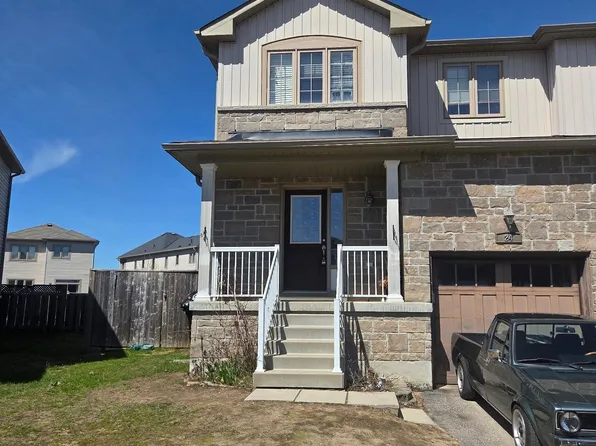 24 Admiral Cres, Essa, ON L3W 0E5
