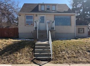 712 N 9th Ave S, Lethbridge, AB T1J1T5