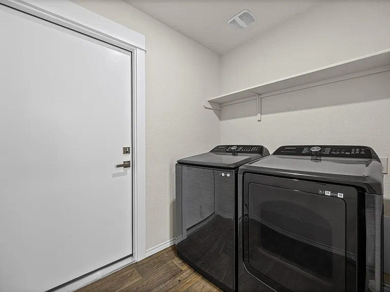 11801 Rush Ln — Photo 4