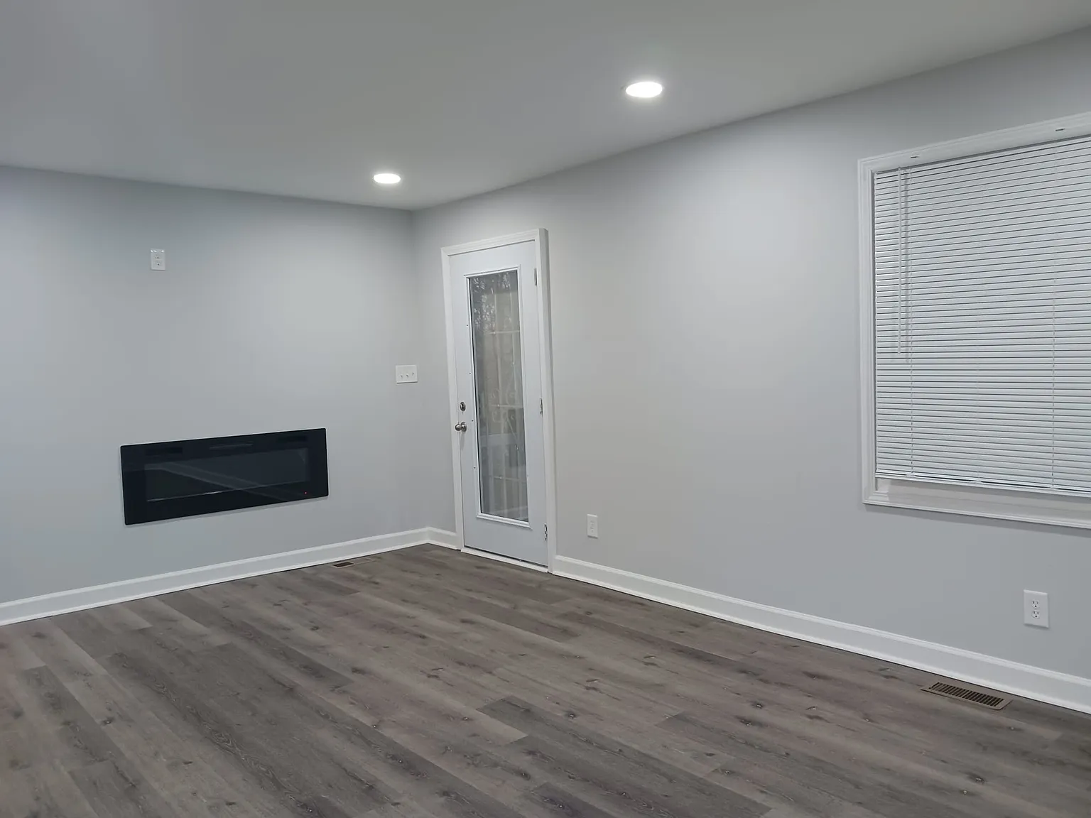 2 bed, 800 sqft, $1,750 — Photo 3