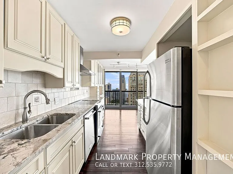 10 E Ontario St #4908 — Photo 3