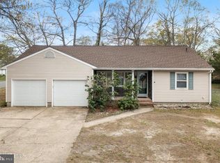 371 Constitution Dr, Forked River, NJ 08731