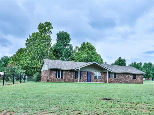 2101 Oakhollow Dr, Newcastle, OK 73065