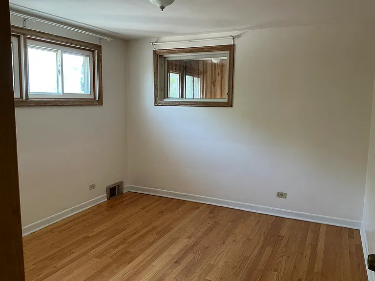 2104 N Merrimac Ave — Photo 7
