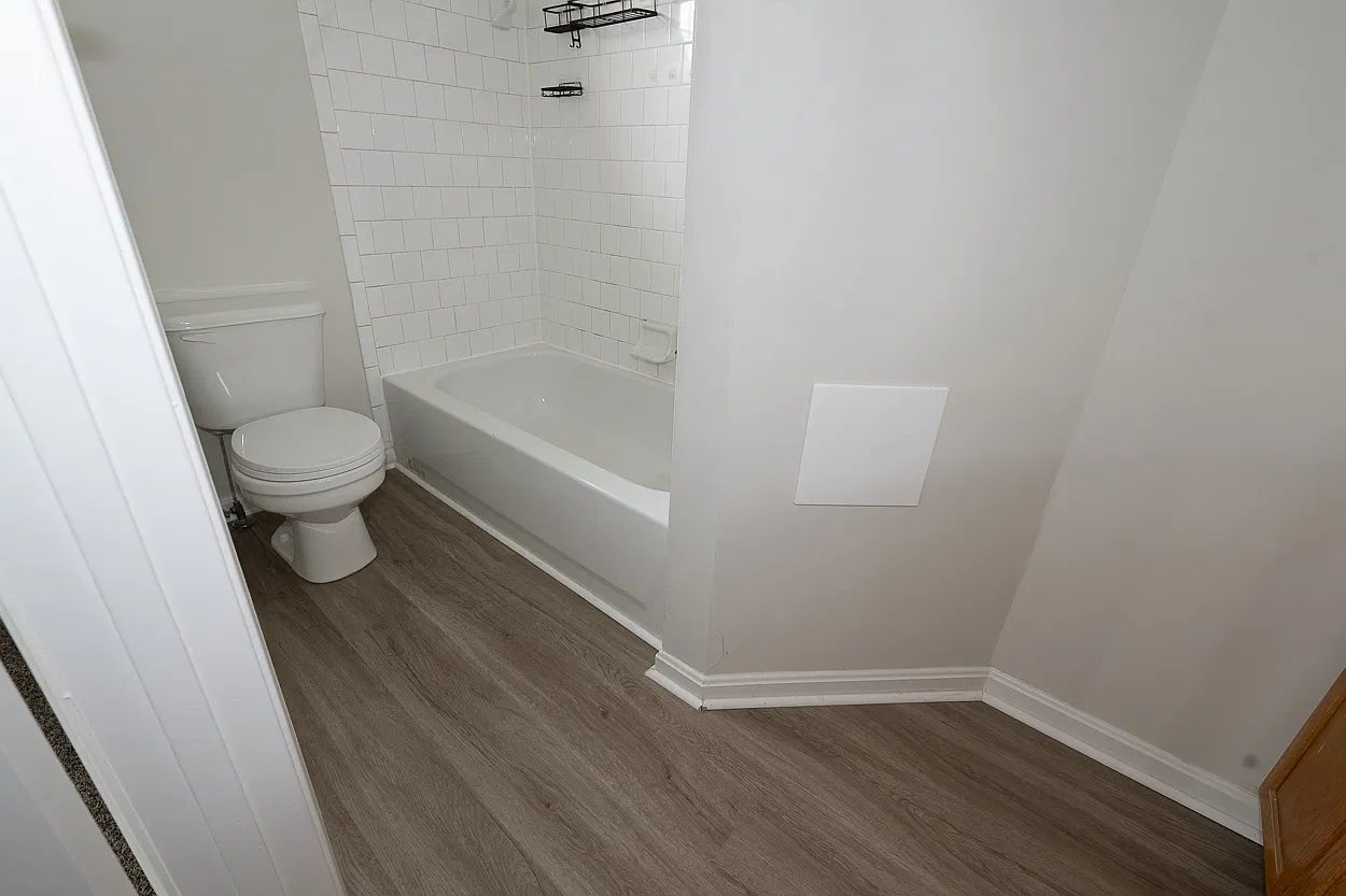 3 bed, 2.5 bath, 1780 sqft, $2,850 — Photo 3