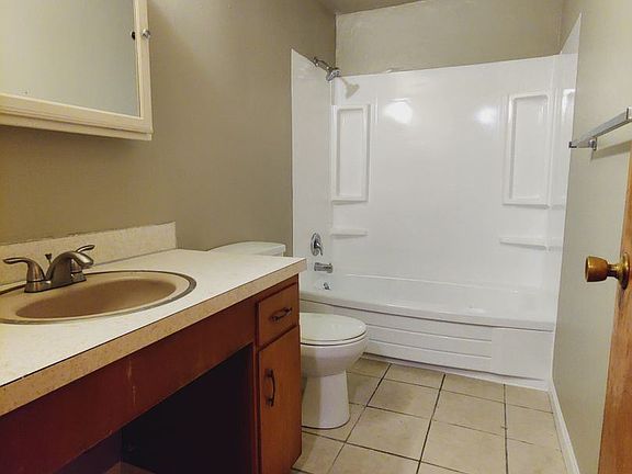 5th image of 624 W Yakima St APT 102
