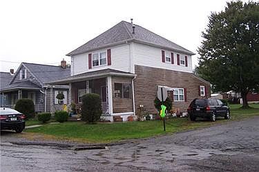 2nd image of 2419 W Wade St