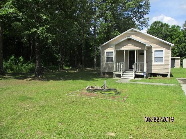 1st image of 26615 Deer Ln