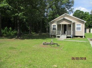 26615 Deer Ln, Holden, LA 70744