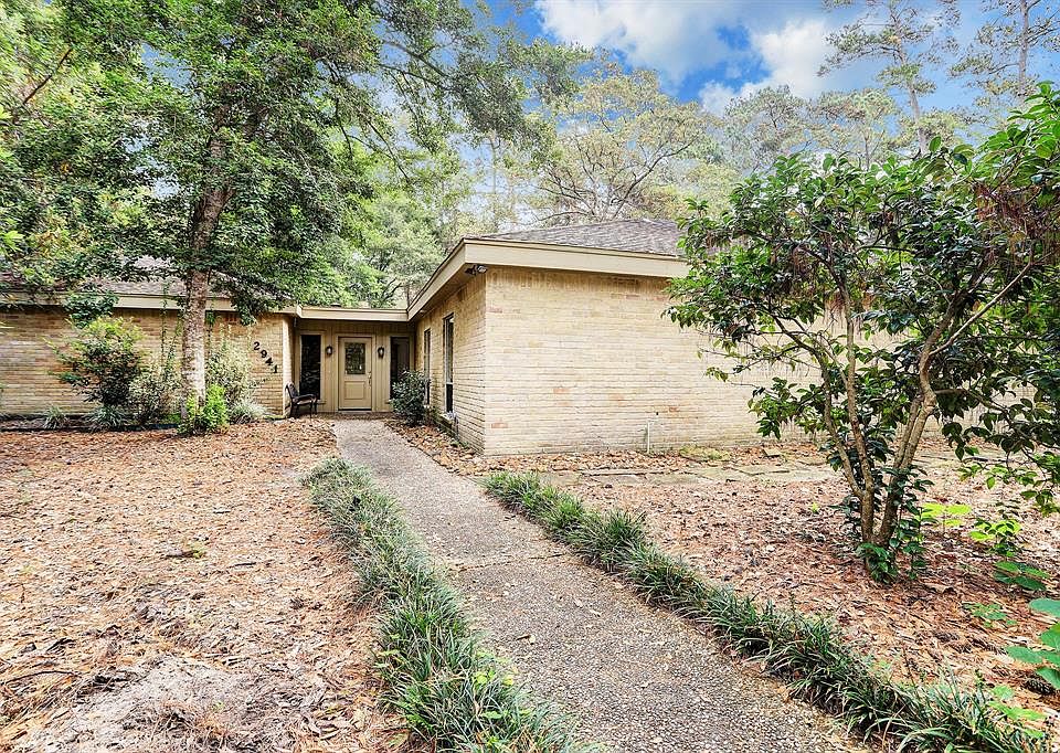 1st image of 2941 Kings Forest Dr