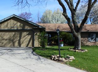 7601 Dunleith Ct, Fort Wayne, IN 46815
