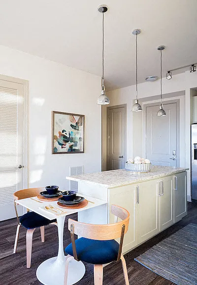 Park Central Raleigh Apartments — Photo 12