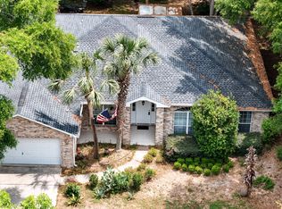 731 Waterview Cove Dr, Freeport, FL 32439