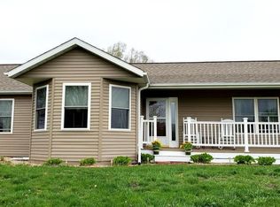 18637 Grouse Ave, Clear Lake, IA 50428