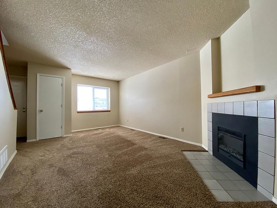 519 Comanche Village Dr, Fountain, CO 80817 Zillow