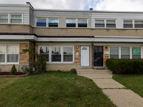 8801 N Washington St Unit C, Niles, IL 60714