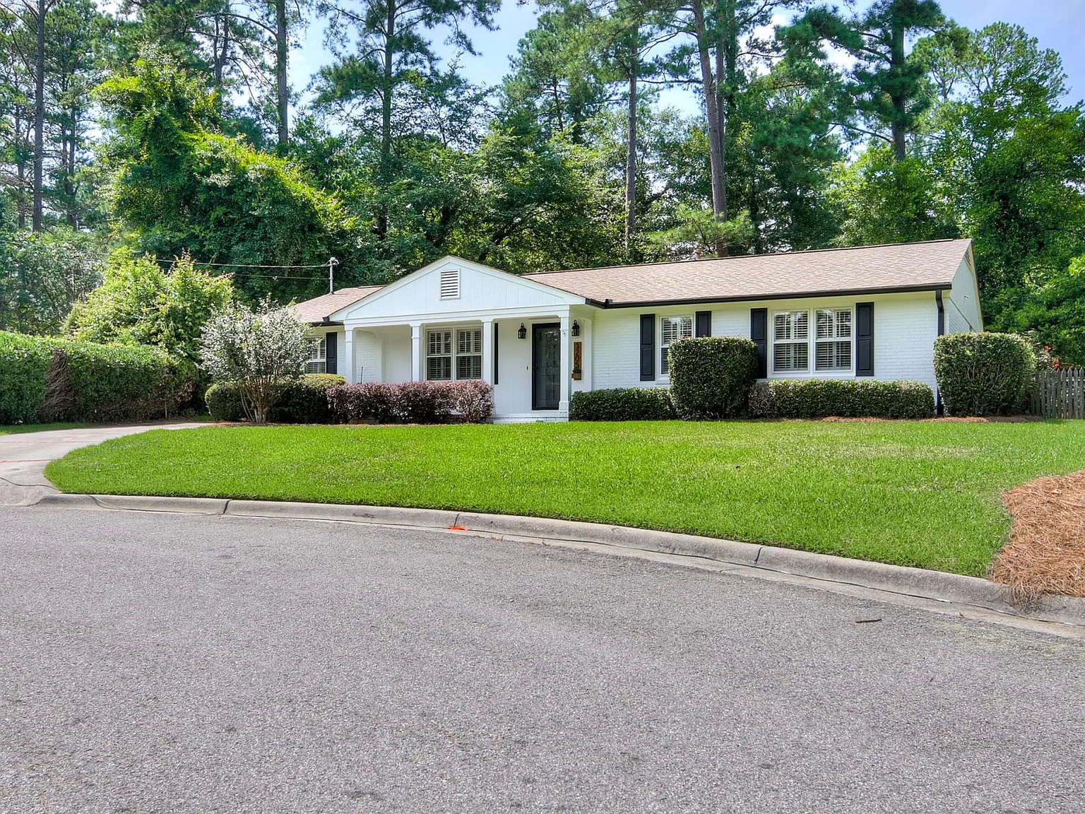 3 bed, 1682 sqft, $1,795 — Photo 2