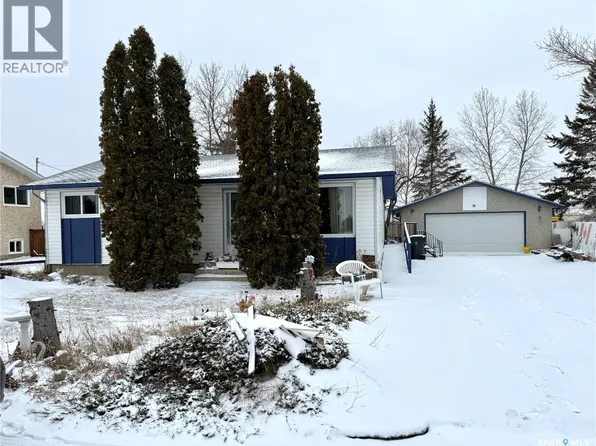 365 Three Avenue Cres, Battleford, SK S0M 0E0