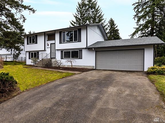2nd image of 804 140th St E