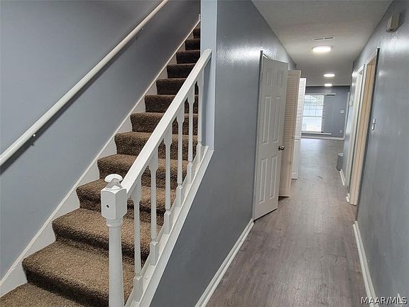 2nd image of 3411 Malabar Rd