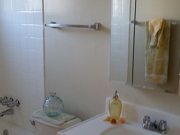 3rd image of 651 Kodiak Ct APT 2