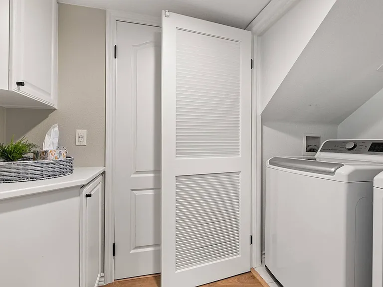Laundry Room Cabinet