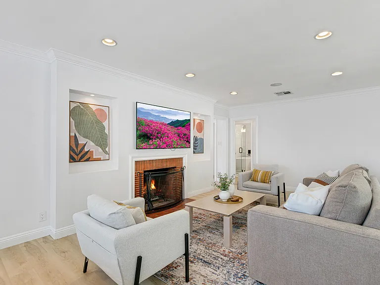4901 Ethel Ave — Photo 11