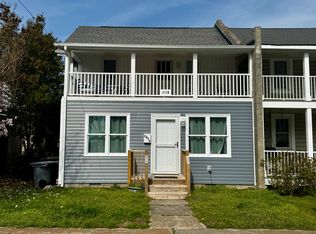203 N 1st St #A, Hampton, VA 23664
