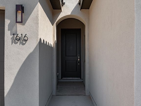 3rd image of 1616 Valle De Colores St NW
