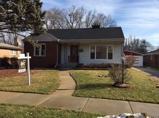 9007 Parkside Ave, Morton Grove, IL