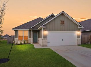 1905 Stubbs Dr, Bryan, TX 77807