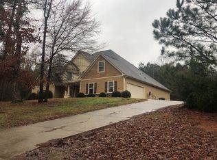 121 Cedar Ridge Dr, Lagrange, GA 30241