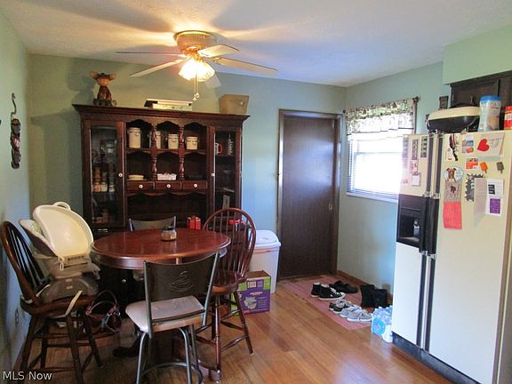 4th image of 1588 Cascade Dr